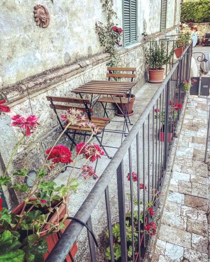 Claves Claustri - Storico Con Balcone * Sarteano