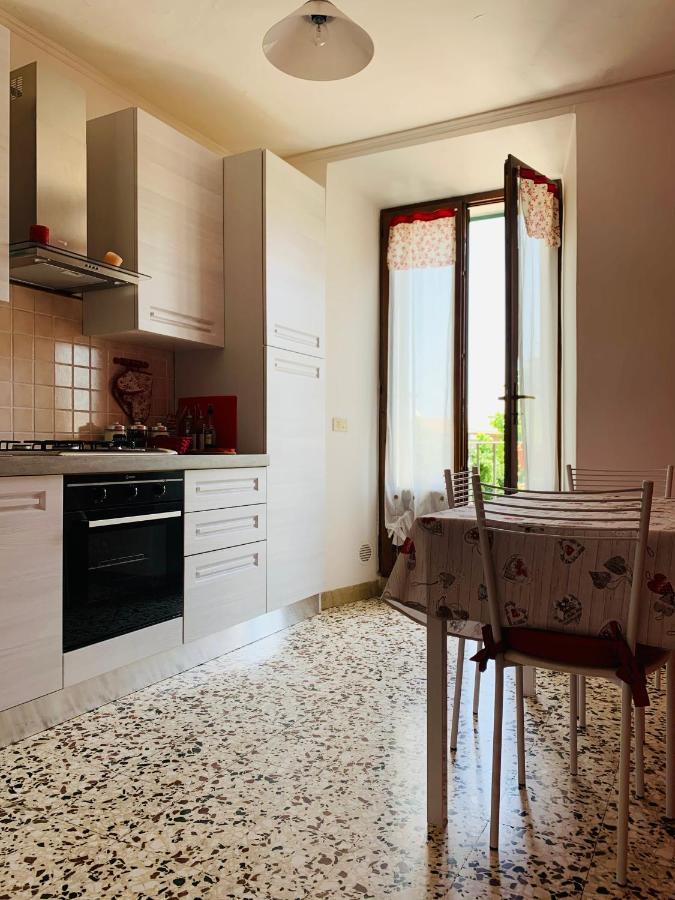 Claves Claustri - Storico Con Balcone * Sarteano