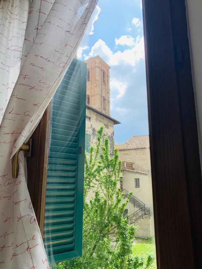 Claves Claustri - Storico Con Balcone Sarteano