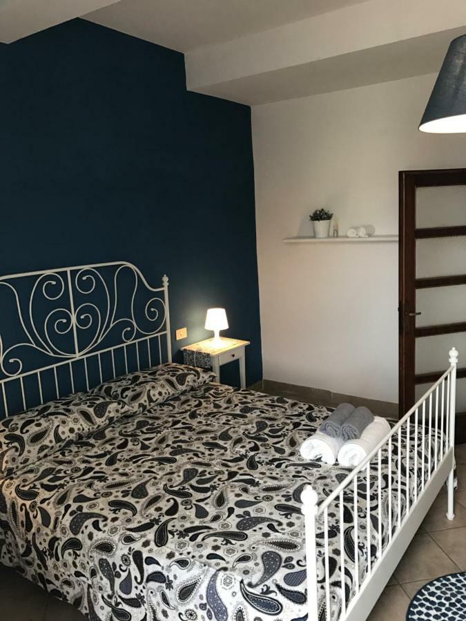 Apartment Claves Claustri - Storico Con Balcone *